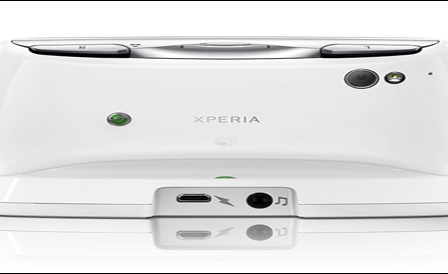 xperia-play-white-android-O2