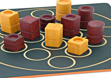 Qautro-Board-Game