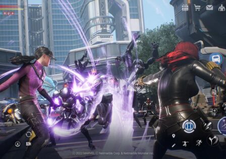Feature image for our news piece on Marvel Future revolution. It shows a screen from the game with two female heroes battling some robots in a city setting.