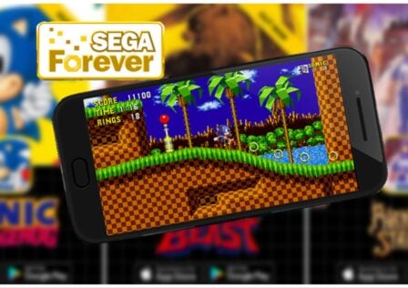 The image shows a phone with a Sonic game open. Blurred in the background are other SEGA titles. Above the phone is the SEGA Forever logo.